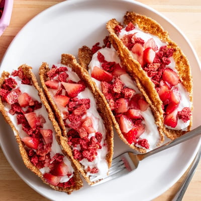 Strawberry Crunch Cheesecake Tacos